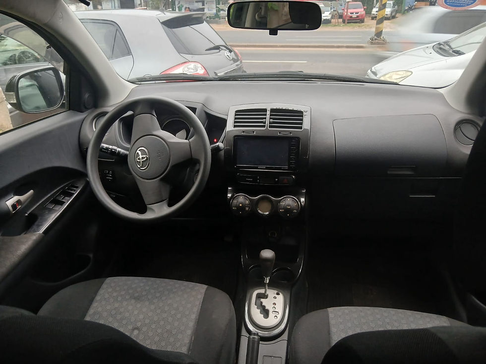 Miniatura: Toyota new ist año 2008 negro 