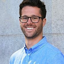 aptekar headshot _edited.jpg