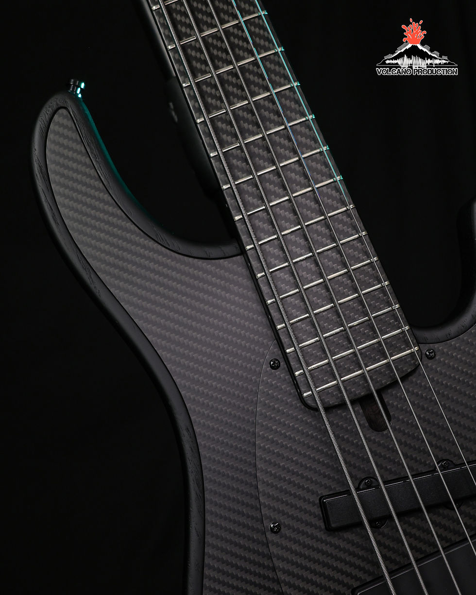 Thumbnail: Alusonic Django Deluxe 5 GTS Headless