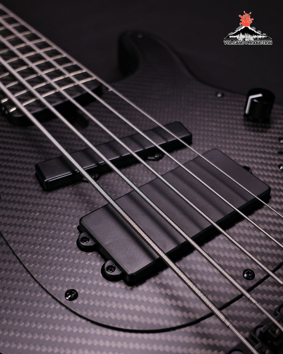 Thumbnail: Alusonic Django Deluxe 5 GTS Headless