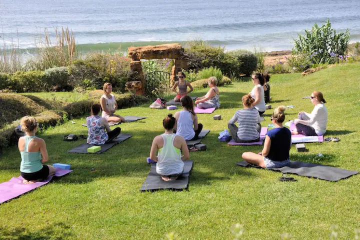 yoga vue sur océan