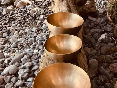 Die Harmonie von Körper und Seele: Alles, was du über Klangmassage wissen musst