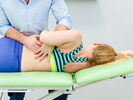 Manipulacje krótkodźwigniowe HVLA – skuteczna terapia dla pacjentów z bólami kręgosłupa