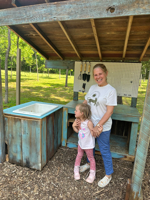 Paule and Dany on the farm