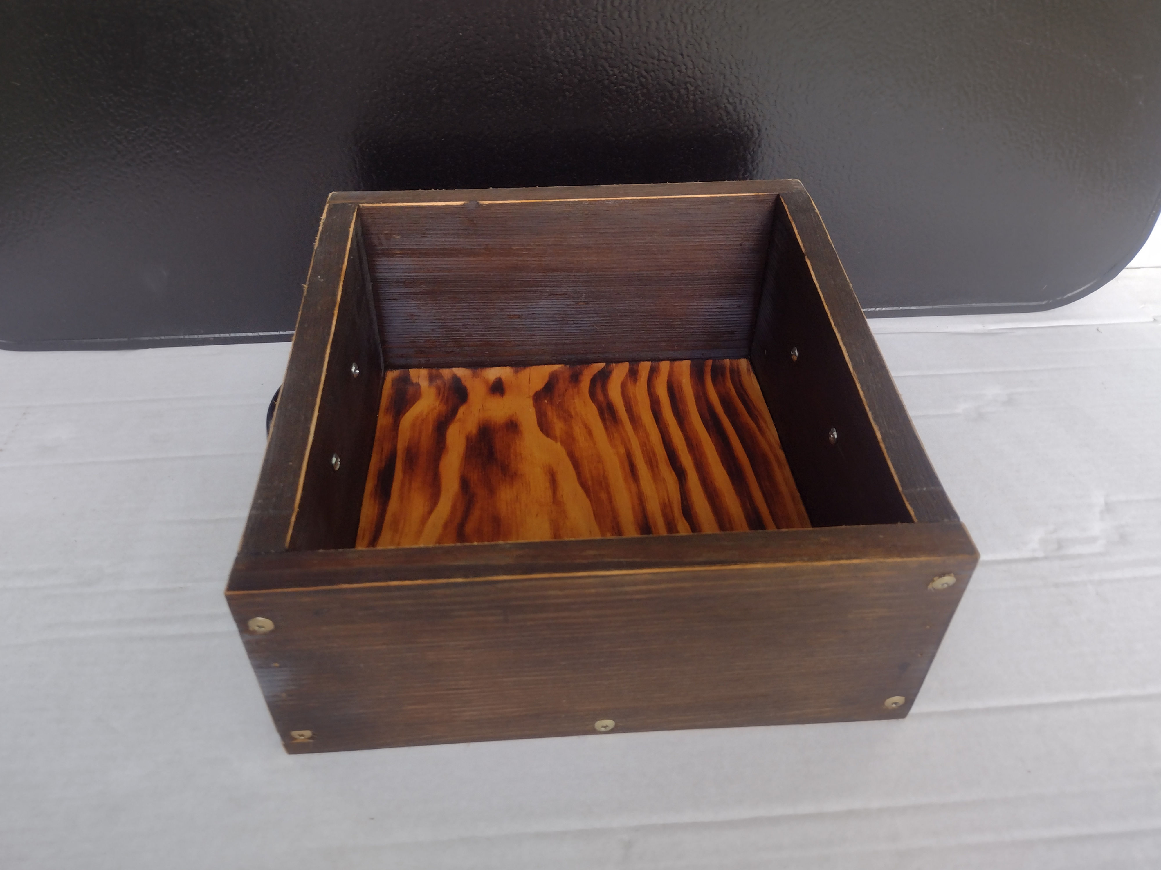 Wood Crate 4 - Brown/Black