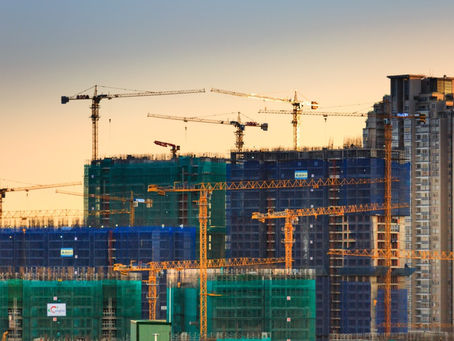 Comprar ou alugar equipamentos para obra?