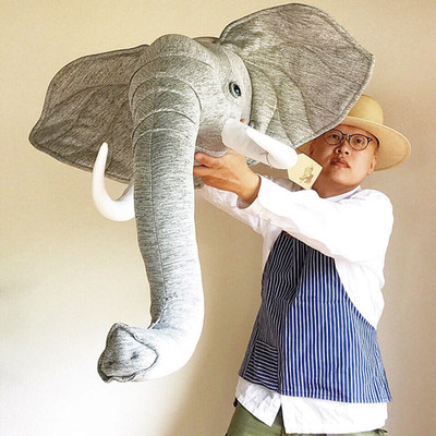【NEW・ANIMAL TROPHY 】