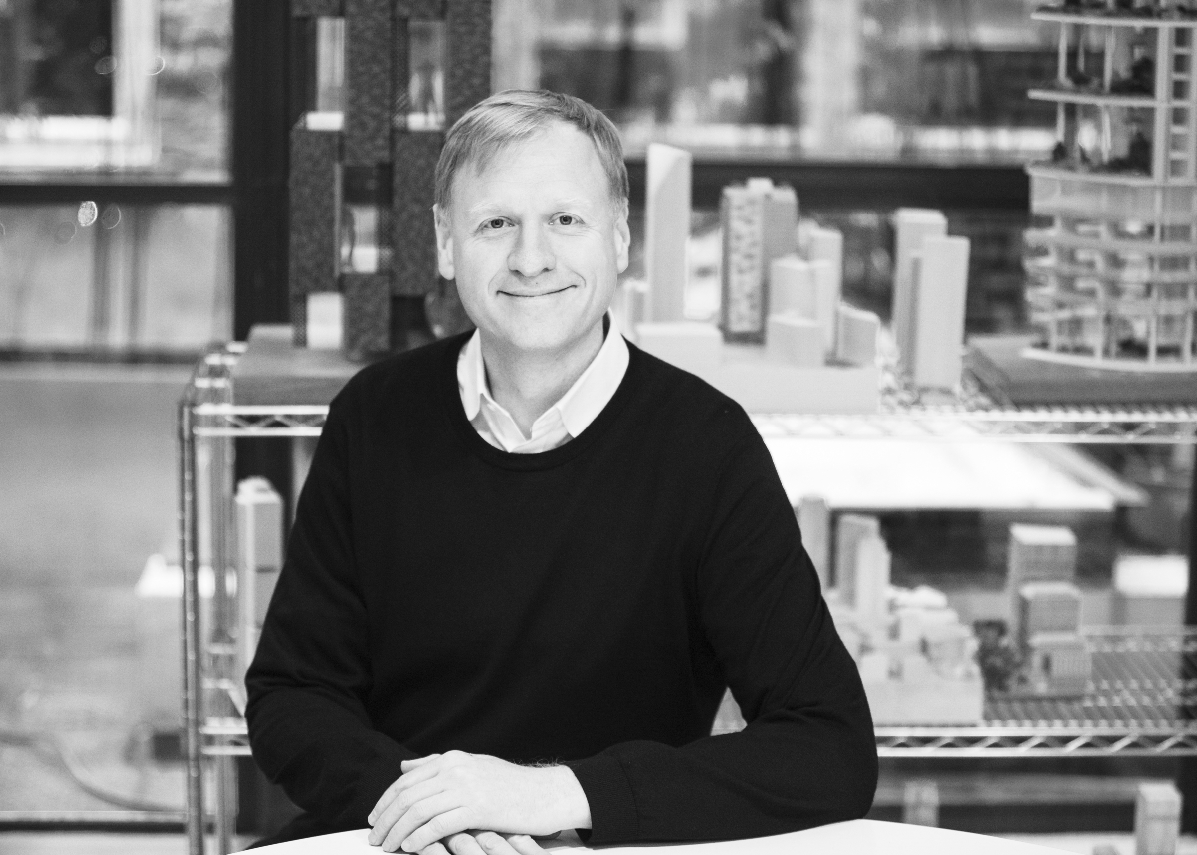 Writer: Dr. Thomas Henriksen