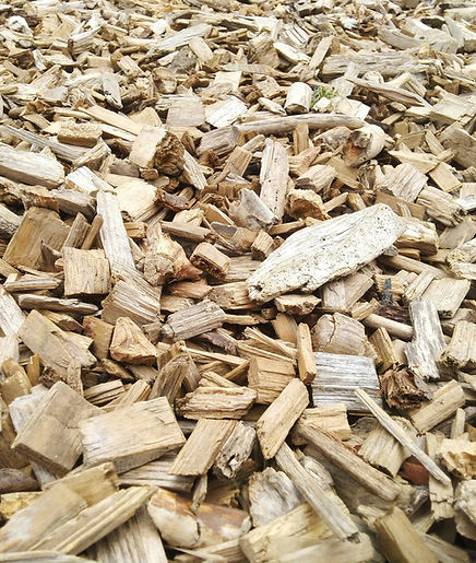 alt="Premium Holzchips aus Apfel, Kirsche & Buche – Perfektes Räucherholz für Smoker, Grill & BBQ. Jetzt online bestellen!"