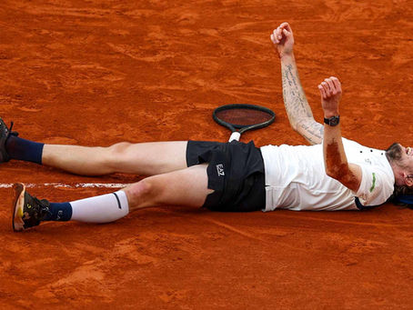 Alexander Bublik deja a Jack Draper fuera del camino en Roland Garros