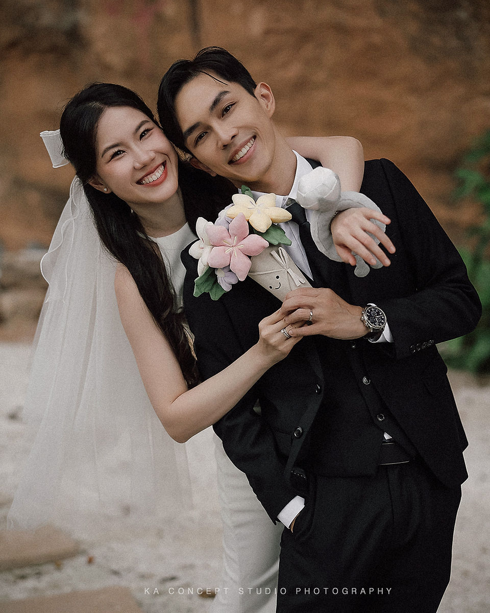 Bride and groom during ROM ceremony at in Ipoh