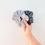 Miniatyrbild: grå Frotté scrunchie
