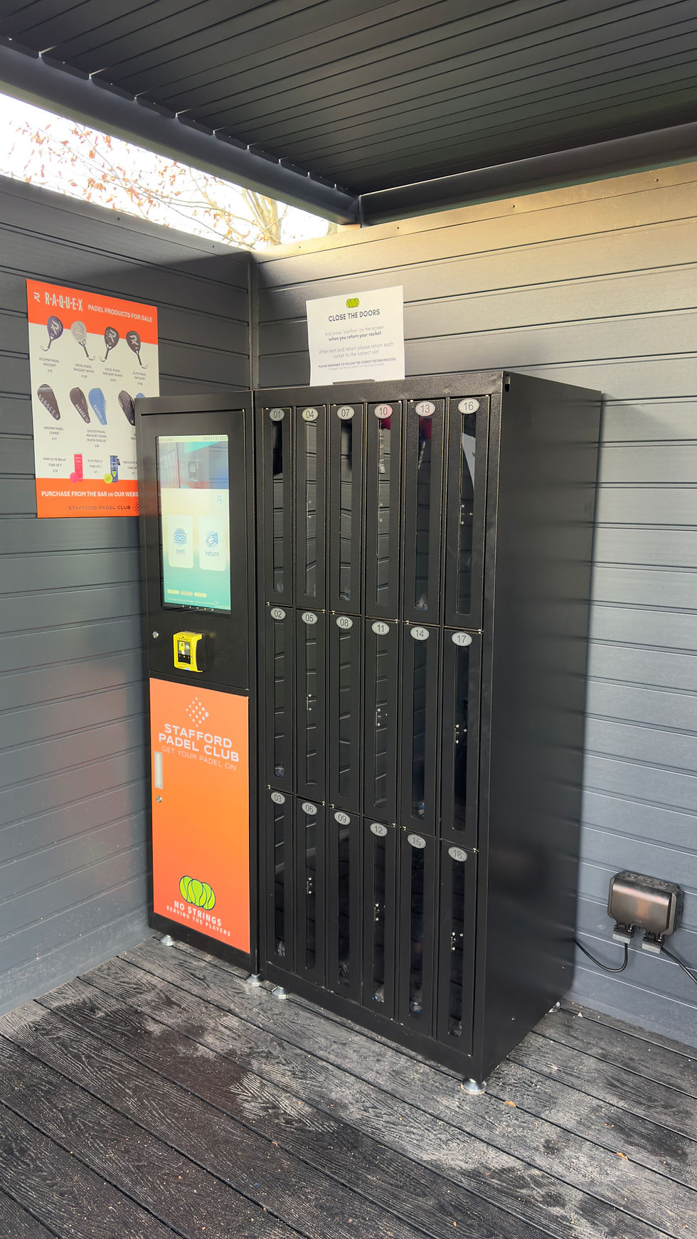 Thumbnail: Padel Partner Pro Racket Rental Locker