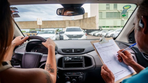 CNH sem autoescola: saiba como se habilitar após a mudança do Contran