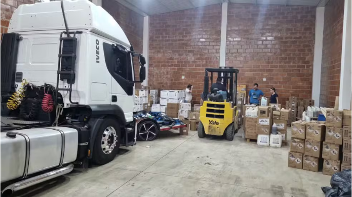 Carga furtada de defensivos agrícolas de R$ 7,5 milhões é apreendida no interior de SP.