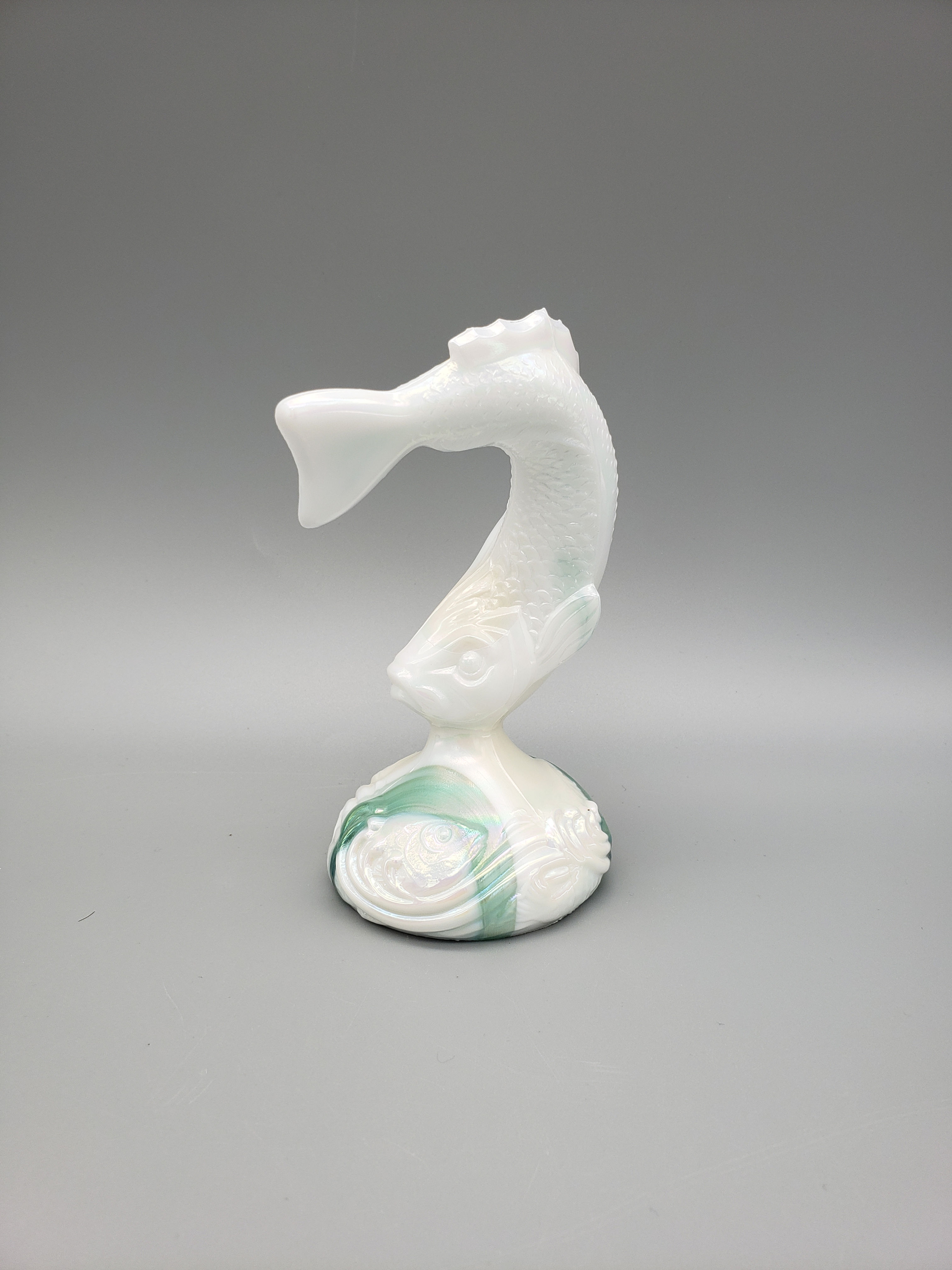 Fenton Glass Carnival Iridescent Jumping White Green Trout Fish