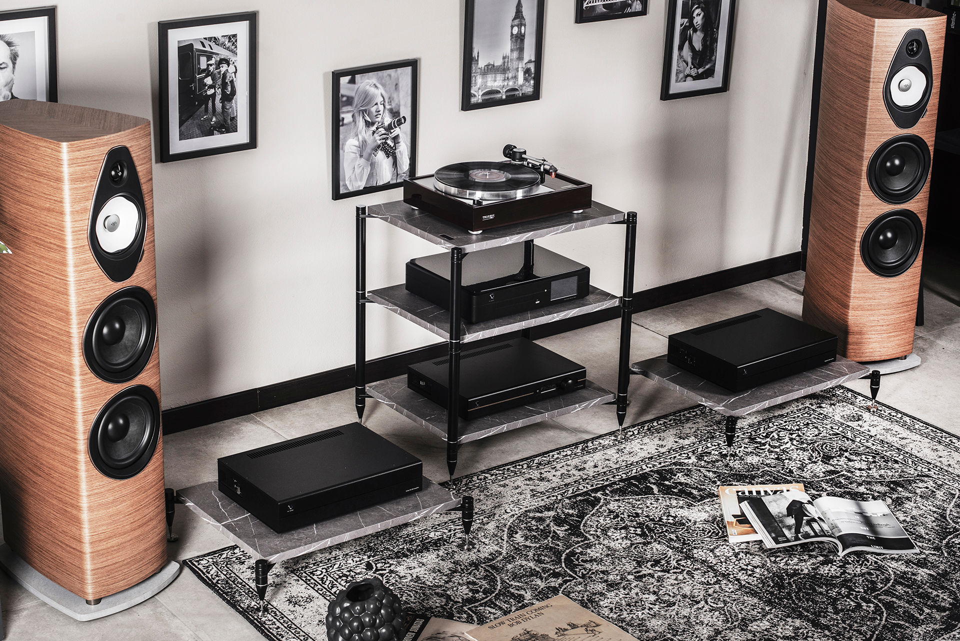 ESSENZ by BASSOCONTINUO Stone Grey