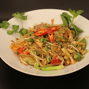 21. Saigon Stir Fry Flat Noodles - Phở Xào