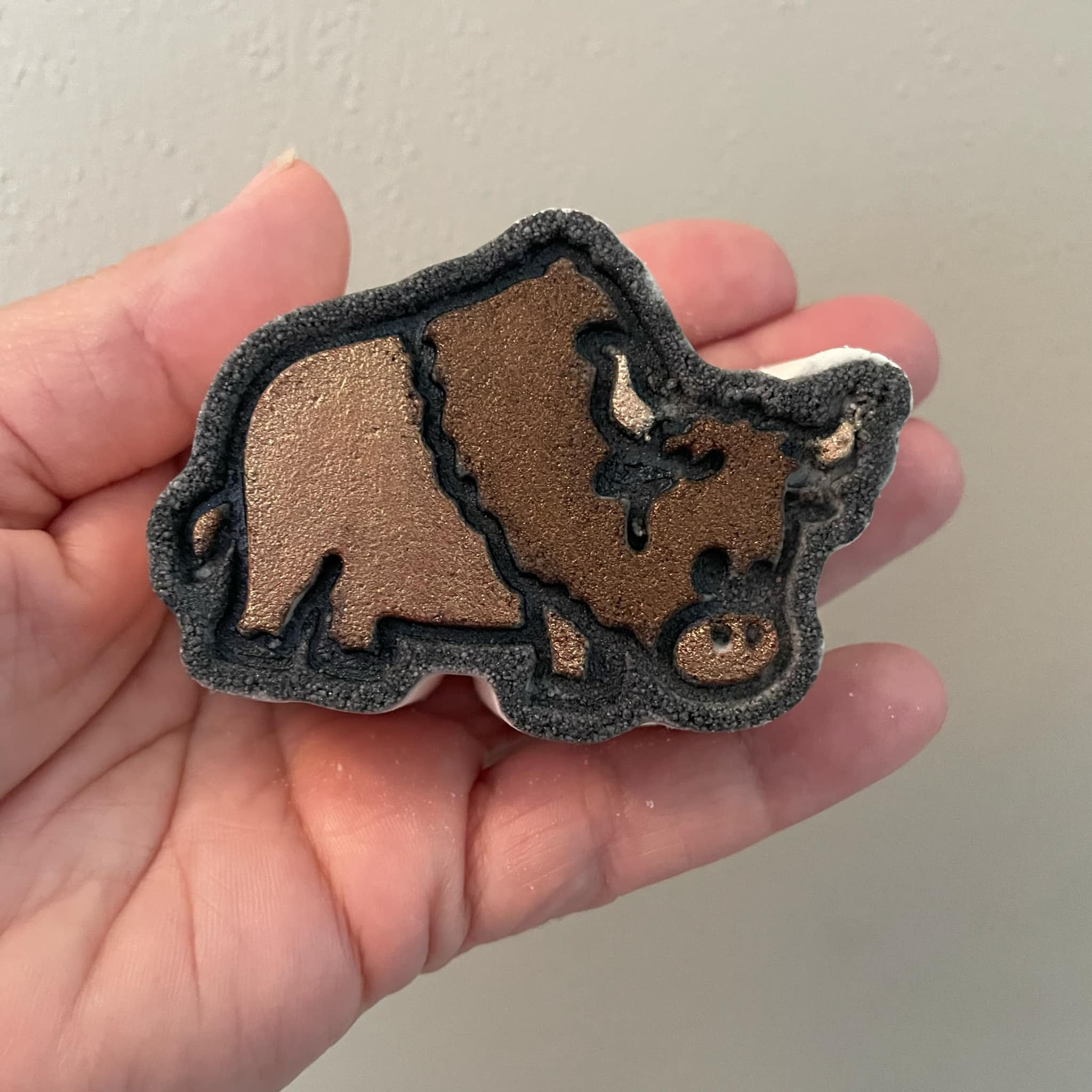 Buffalo, Hybrid Mold