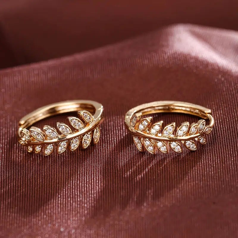 Thumbnail: Olive Bloom Crystal Earring