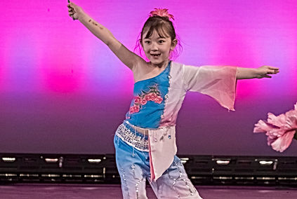 LITTLE FLOWERS 花兒