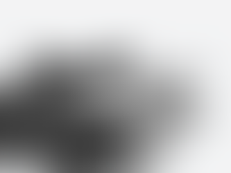 czarna, dobra czekolada i łyk mocnej, czarnej herbaty, bardzo gorącej.