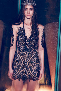 FOR-LOVE-AND-LEMONS-FALL-2015-GYPSY-DREAMER-33