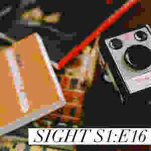 Sight - S1:E16 - Fallen travel book display