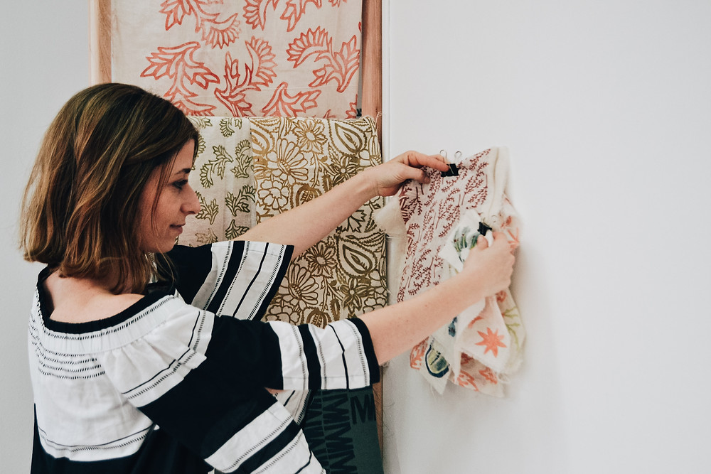 Sofía Quintana textiles estampados artesanal sellos muestrario