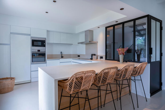 Architectes, cabinet d'architecture, architecture, architecte île de Ré, architecte La Rochelle, île de Ré, La Rochelle, Nouvelle Aquitaine, maison individuelle, villa, rénovation, travaux.