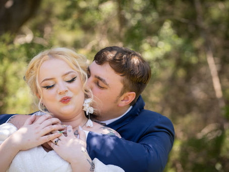 Stephanie & Brogen at The Wildflower Barn blog