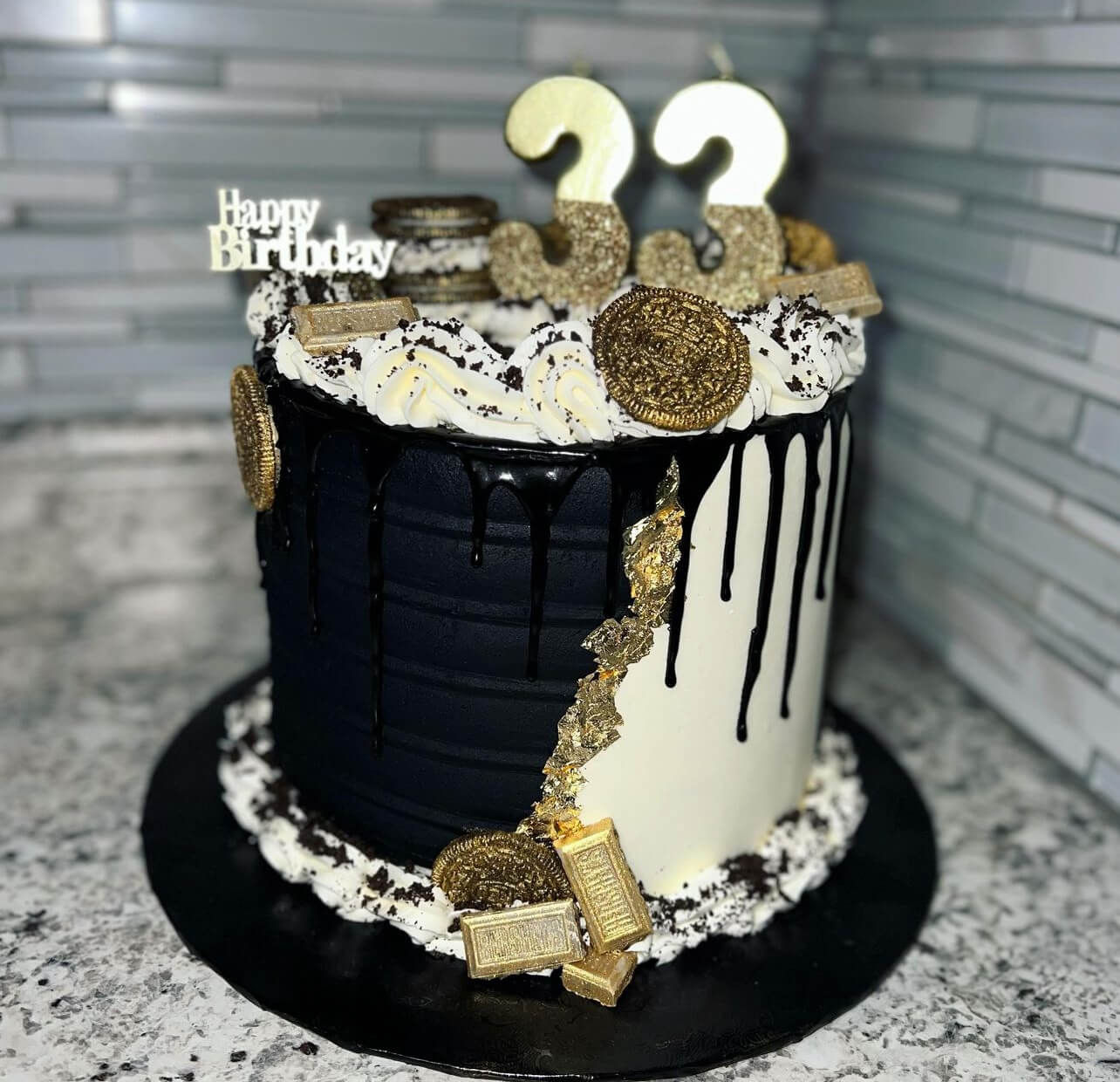 One Tier Cake  $185  