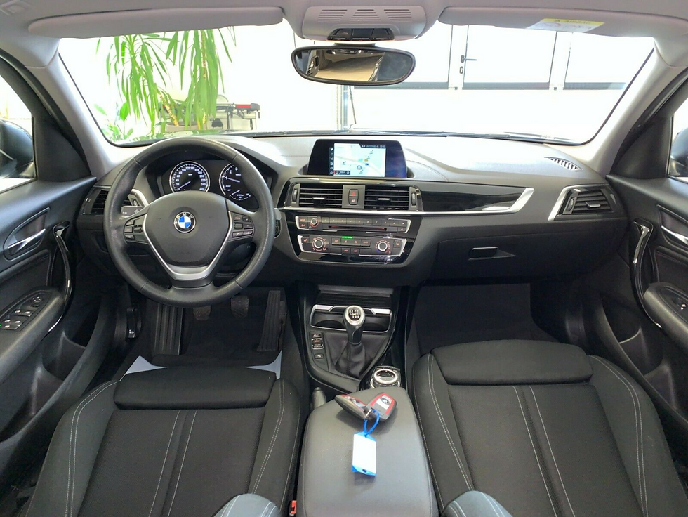 Miniaturbild: BMW 118i Sport-Line LED, Navi, Multi, PDC, Tempomat, SHZ, Sportsitze