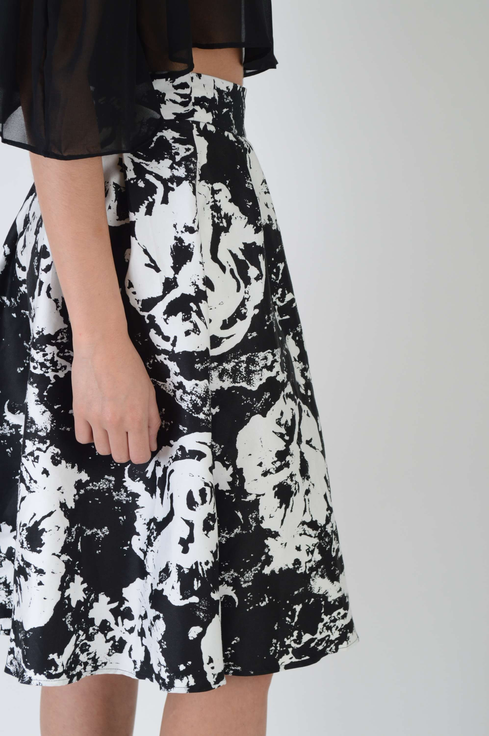 Black Floral Print Skirt 