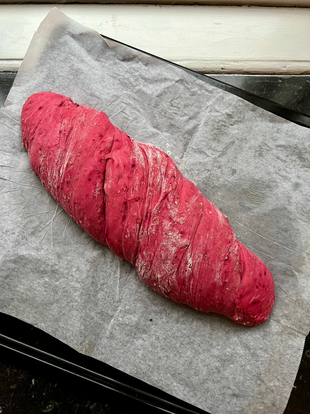 Snurrad rödbetsbaguette
