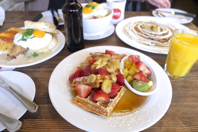 breakfast when travelling to vancouver