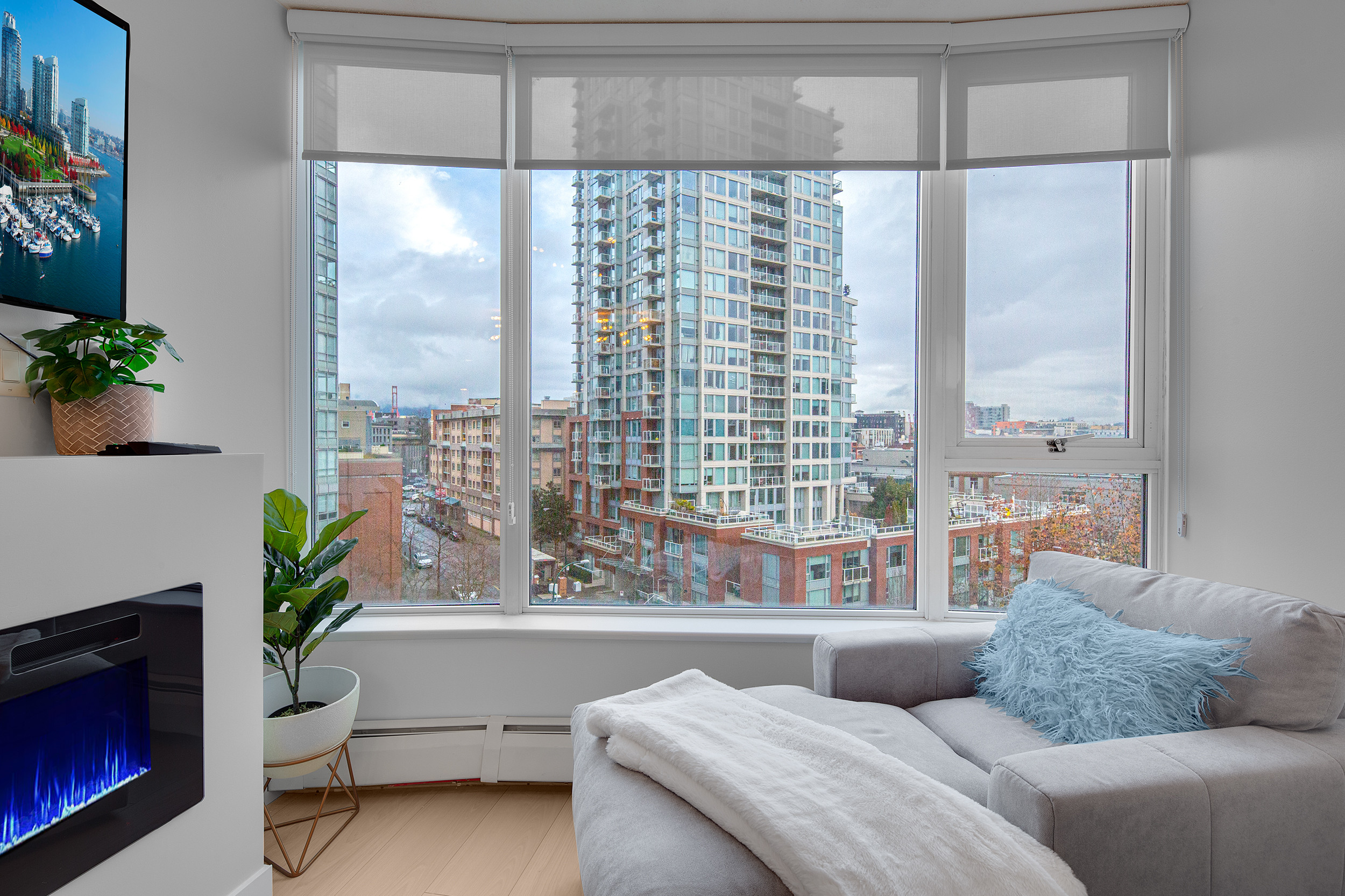 Airbnb Near Rogers Arena URBAN OASIS