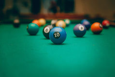 Altes Standesamt: Billard im Club Standesamt in Dresden, der vielleicht besten Eventlocation der Stadt.