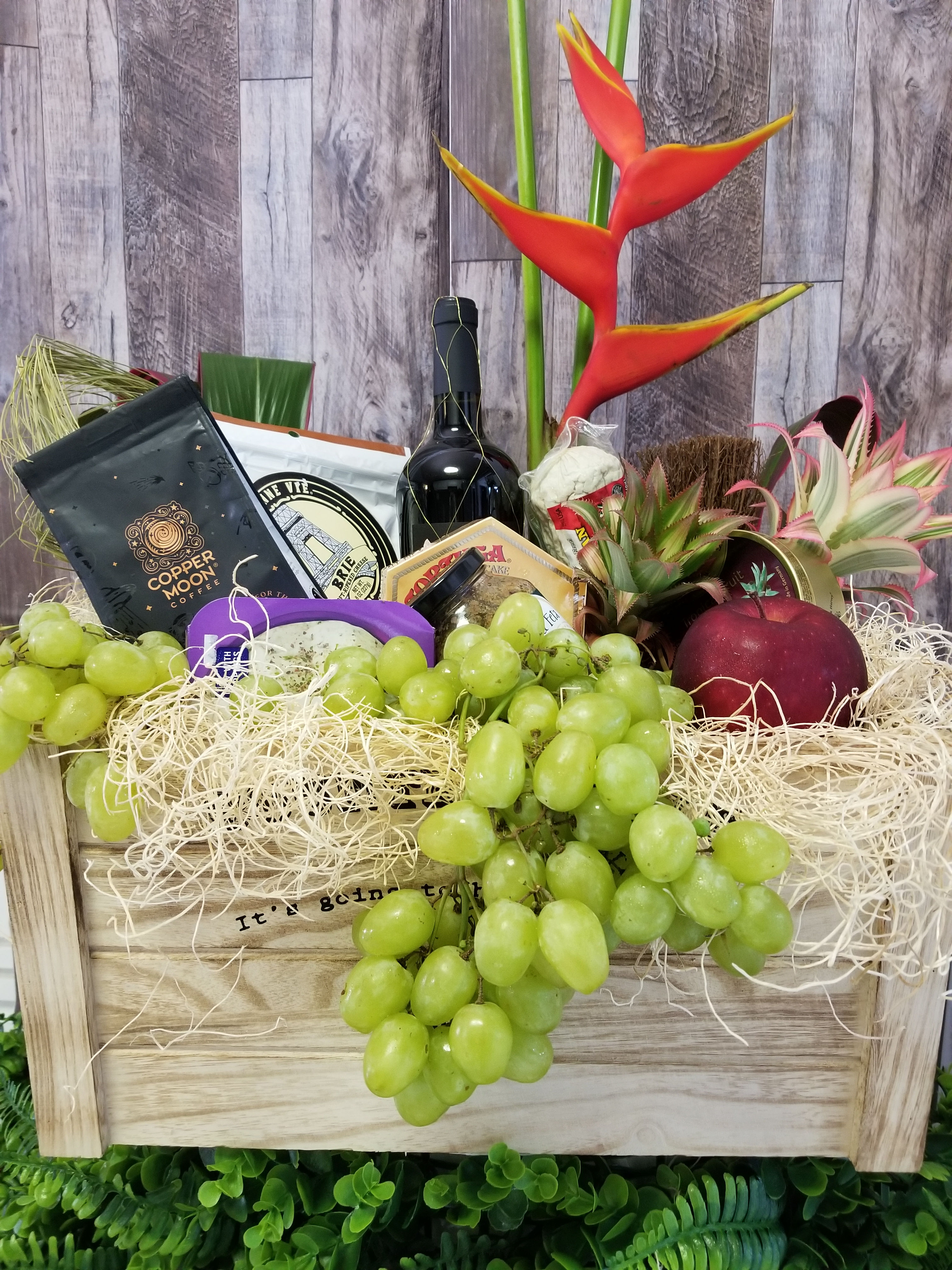 Picnic Gift Basket 4