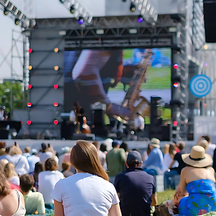 Temporary multi-screen display rentals for conferences and events
