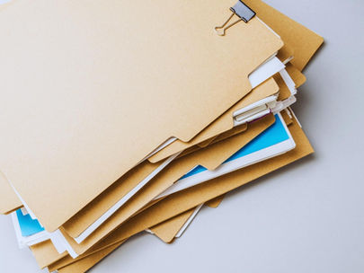 case files on a table (Akte)