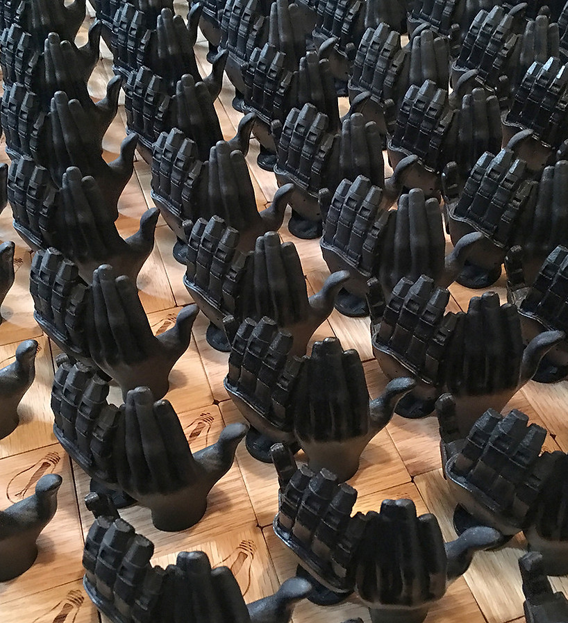  NOTCOT for Coca-Cola :: Invitation Hand