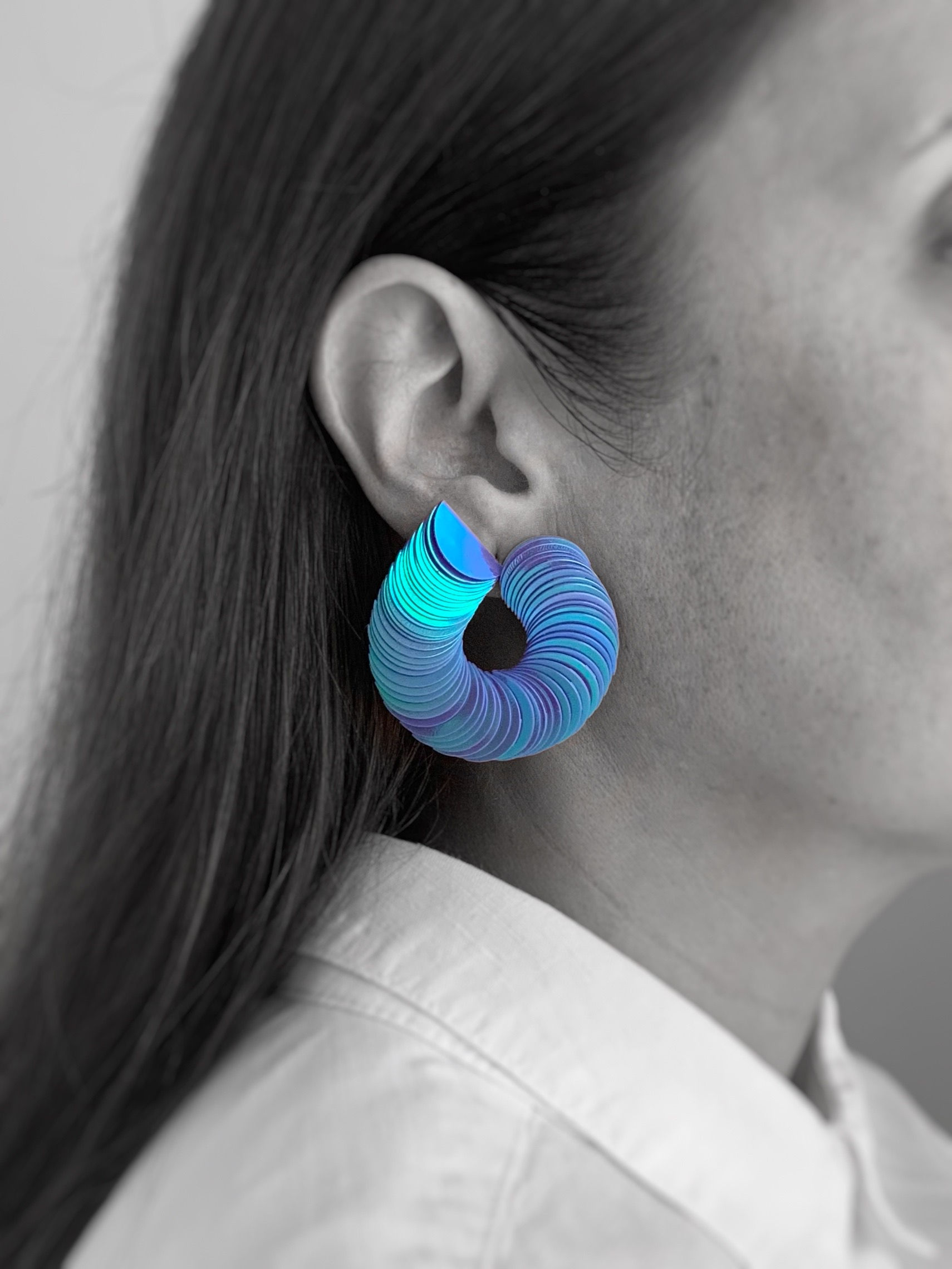 Utopia Earrings - Lavender Iris
