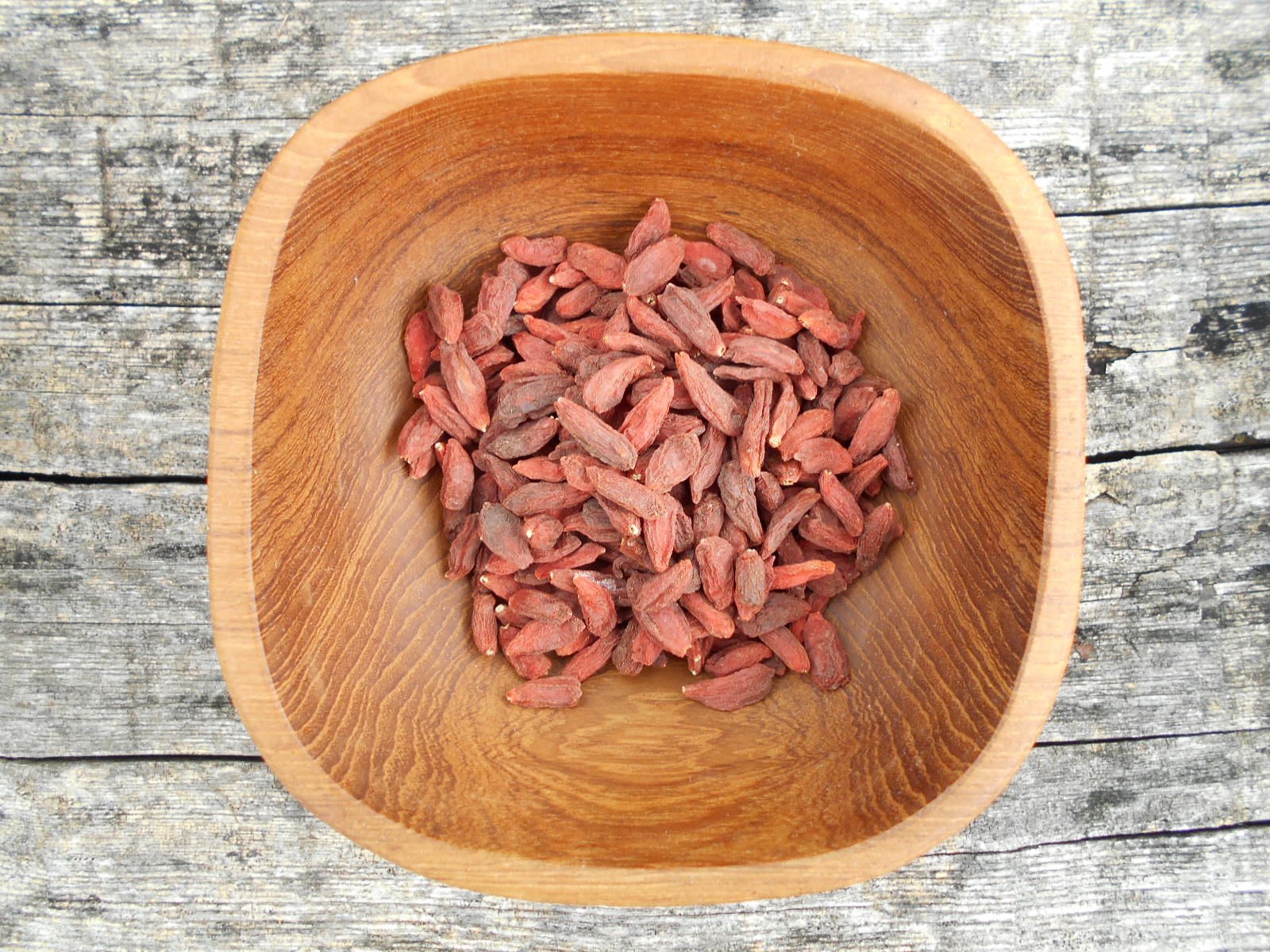 894-Bulk Goji Berries, Whole, 1 lb.