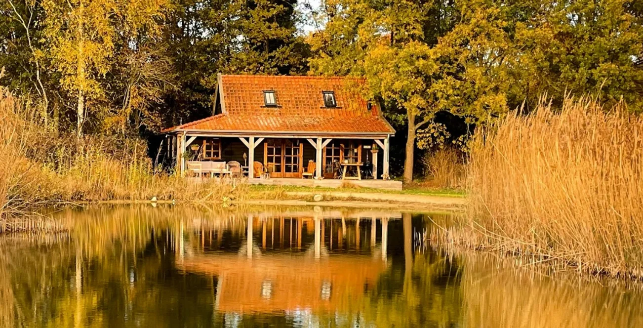 Houten Huisje in Drenthe