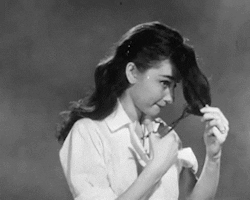 Audrey Hepburn GIF