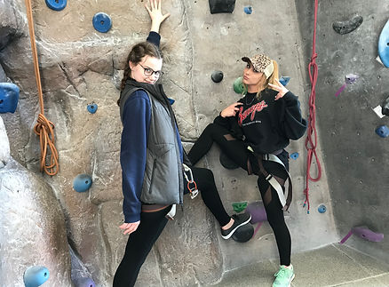 Carlie&lizzie.jpg