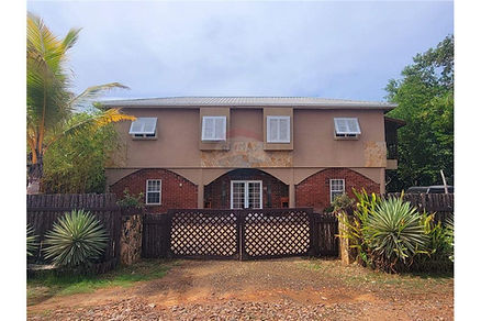 Mangro Place Exterior