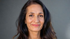 A Doctor’s Journey into the Quantum Foundations of Wellbeing – Interview with Dr. Mariana Solangel