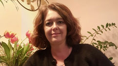 Why Do Accomplished Women Doubt Their Value? – An Interview with Nathalie Cabart
